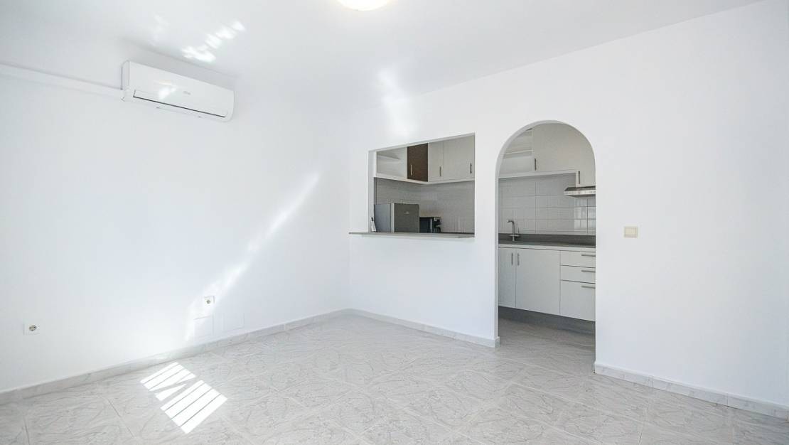 Venta - Chalet - San Miguel de Salinas - San Miguel de Salinas Centro