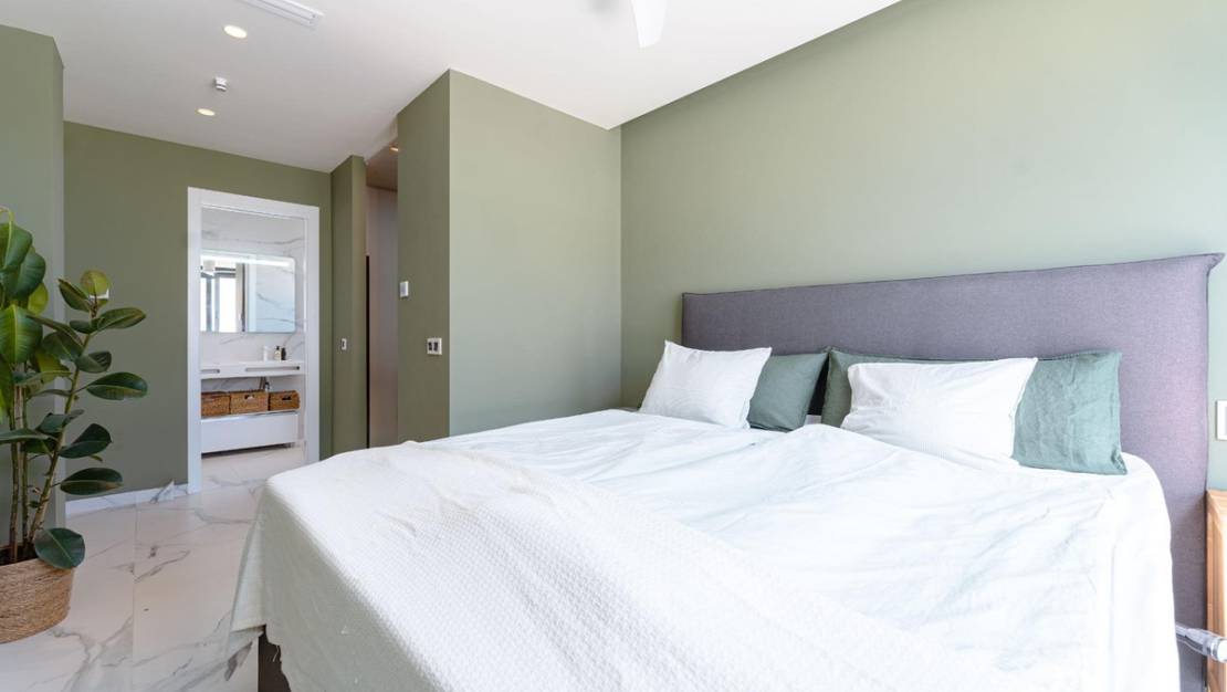 Venta - Chalet - San Miguel de Salinas - San Miguel de Salinas Centro