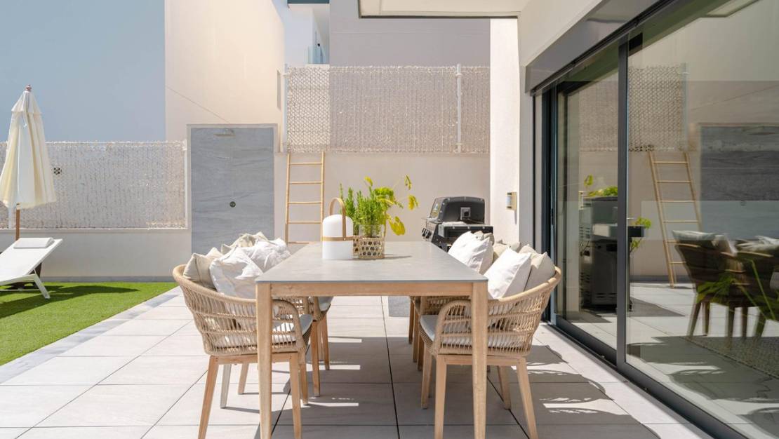 Venta - Chalet - San Miguel de Salinas - San Miguel de Salinas Centro