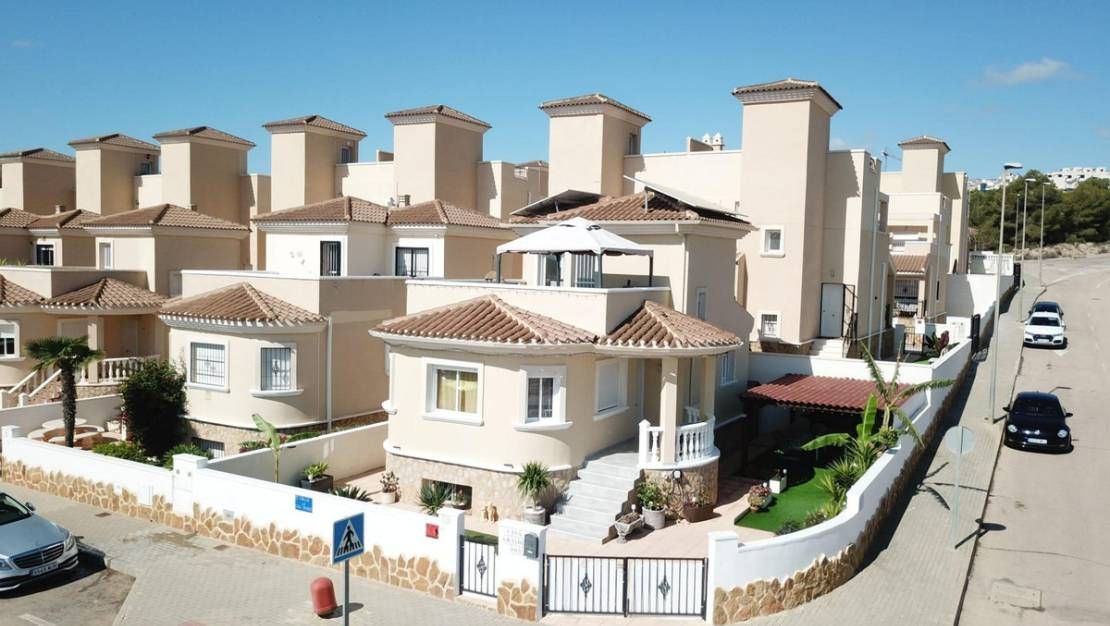 Venta - Chalet - San Miguel de Salinas - San Miguel de Salinas Centro