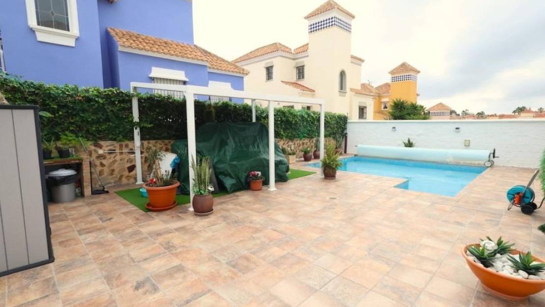 Venta - Chalet - San Miguel de Salinas - San Miguel de Salinas Centro