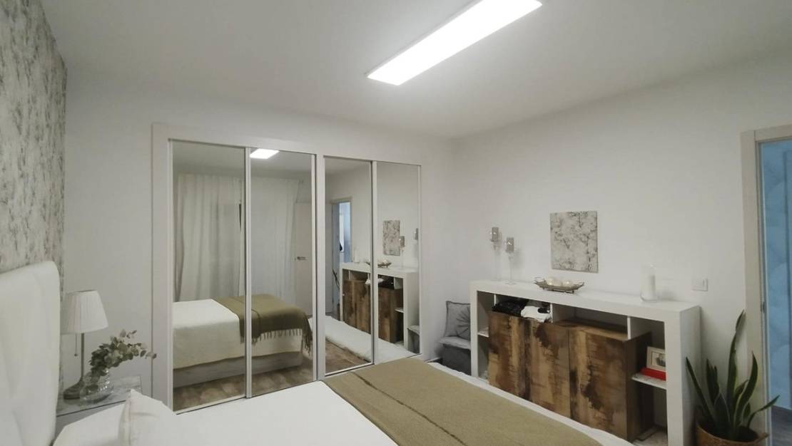 Venta - Chalet - San Miguel de Salinas - San Miguel de Salinas Centro