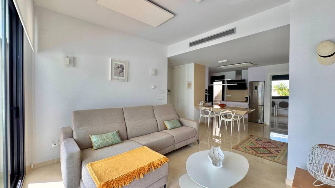 Venta - Chalet - San Miguel de Salinas - San Miguel de Salinas Centro