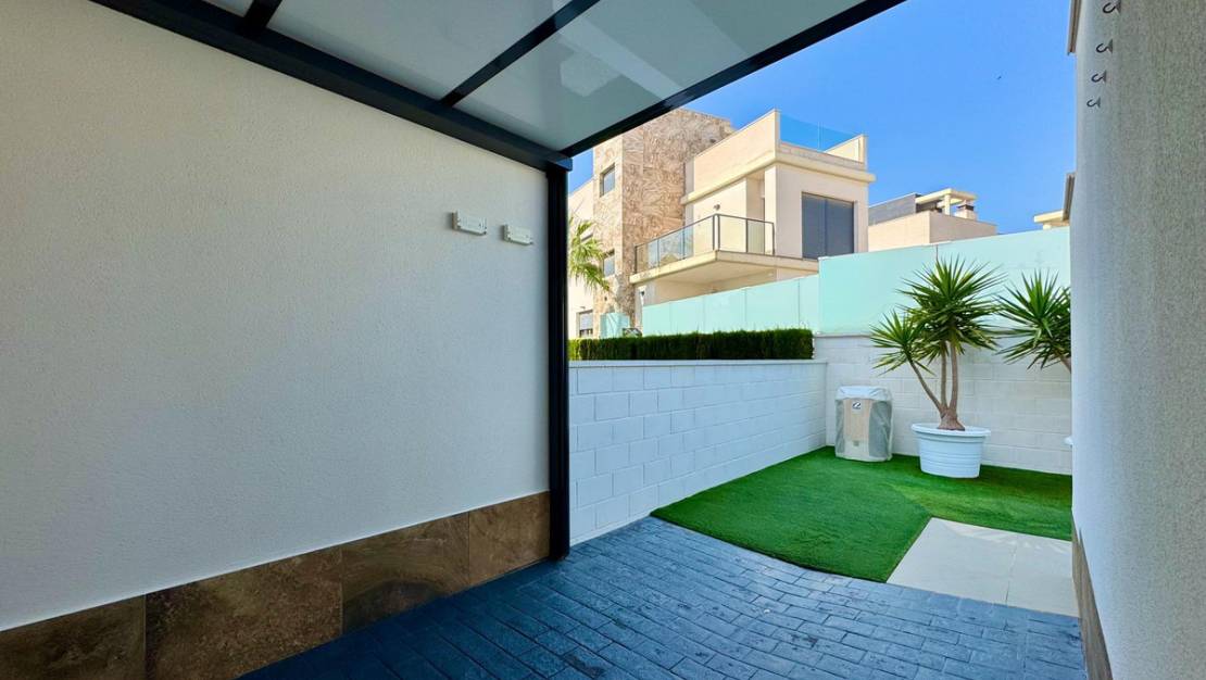 Venta - Chalet - San Miguel de Salinas - San Miguel de Salinas Centro