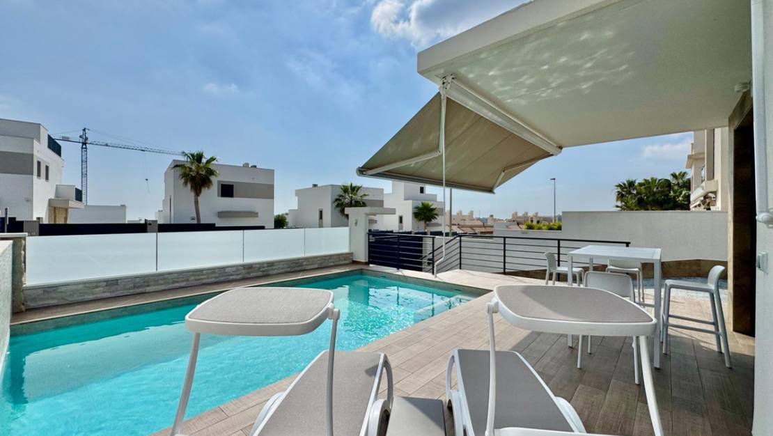 Venta - Chalet - San Miguel de Salinas - San Miguel de Salinas Centro