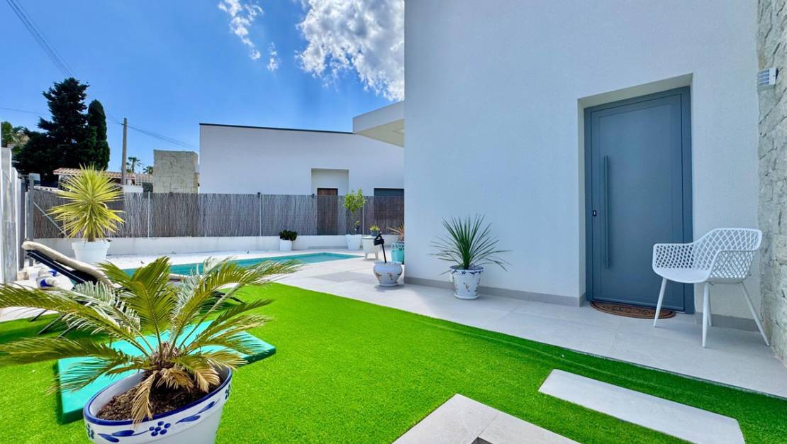 Venta - Chalet - San Miguel de Salinas - San Miguel de Salinas Centro
