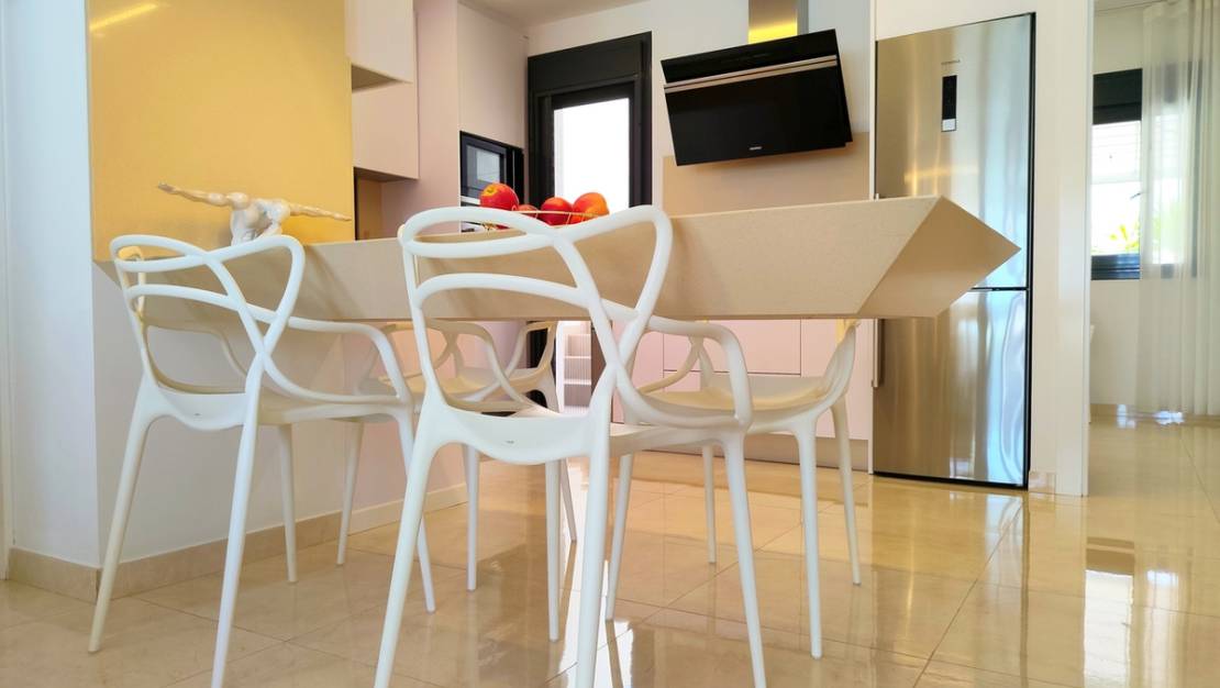Venta - Chalet - San Miguel de Salinas - San Miguel de Salinas Centro