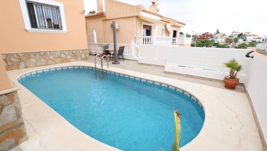 Venta - Chalet - San Miguel de Salinas - San Miguel de Salinas Centro
