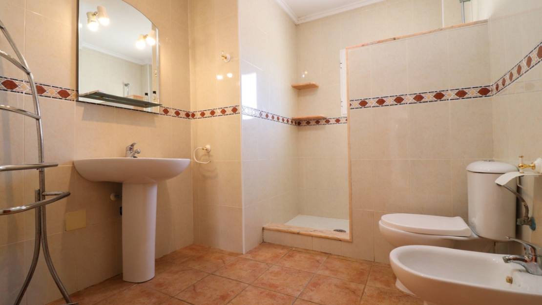 Venta - Chalet - San Miguel de Salinas - San Miguel de Salinas Centro