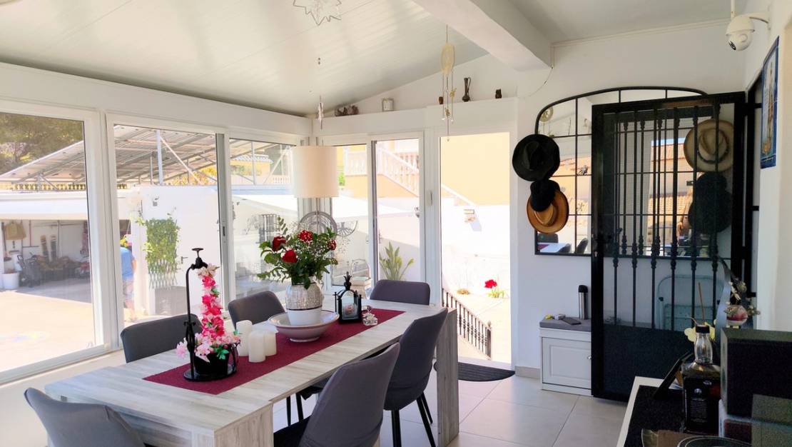 Venta - Chalet - San Miguel de Salinas - San Miguel de Salinas Centro