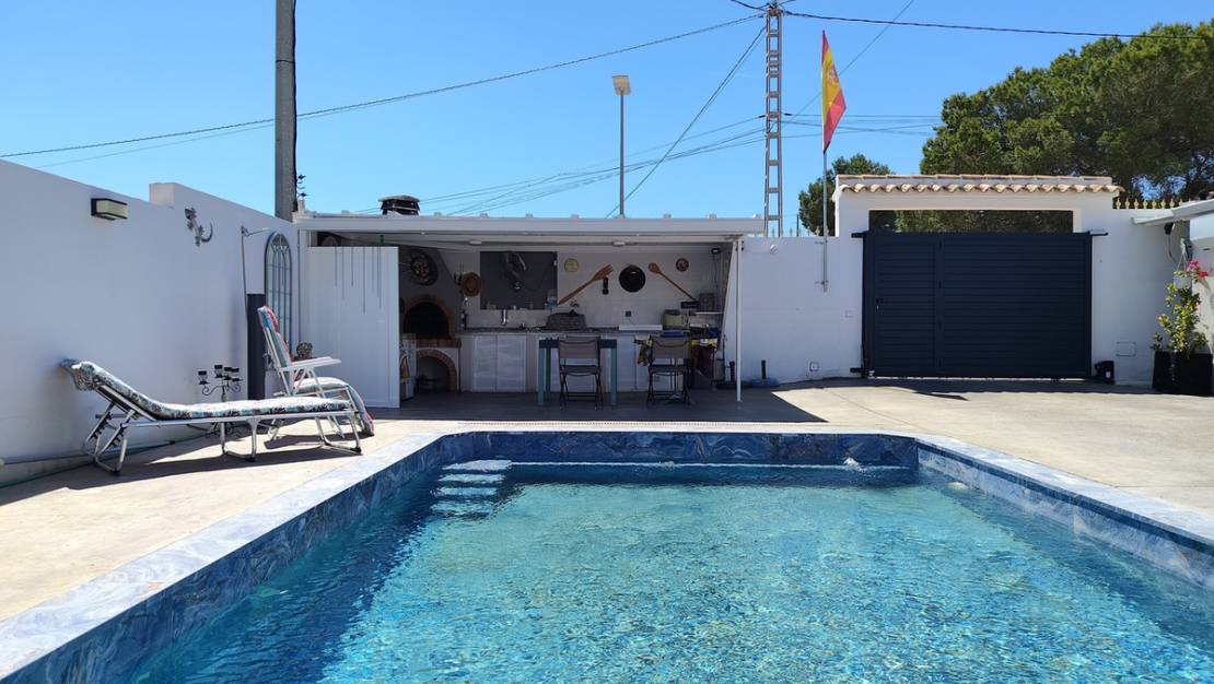Venta - Chalet - San Miguel de Salinas - San Miguel de Salinas Centro