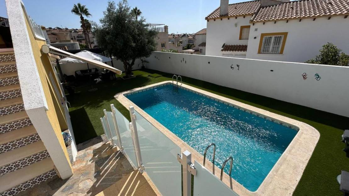 Venta - Chalet - San Miguel de Salinas - San Miguel de Salinas Centro