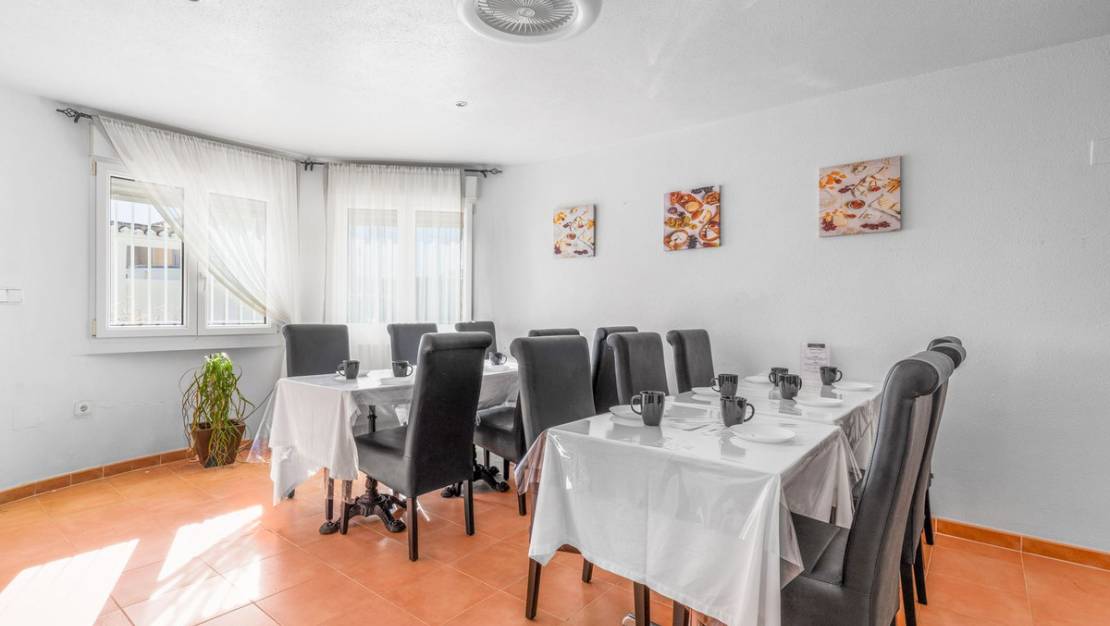 Venta - Chalet - San Miguel de Salinas - San Miguel de Salinas Centro