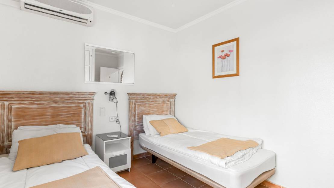 Venta - Chalet - San Miguel de Salinas - San Miguel de Salinas Centro