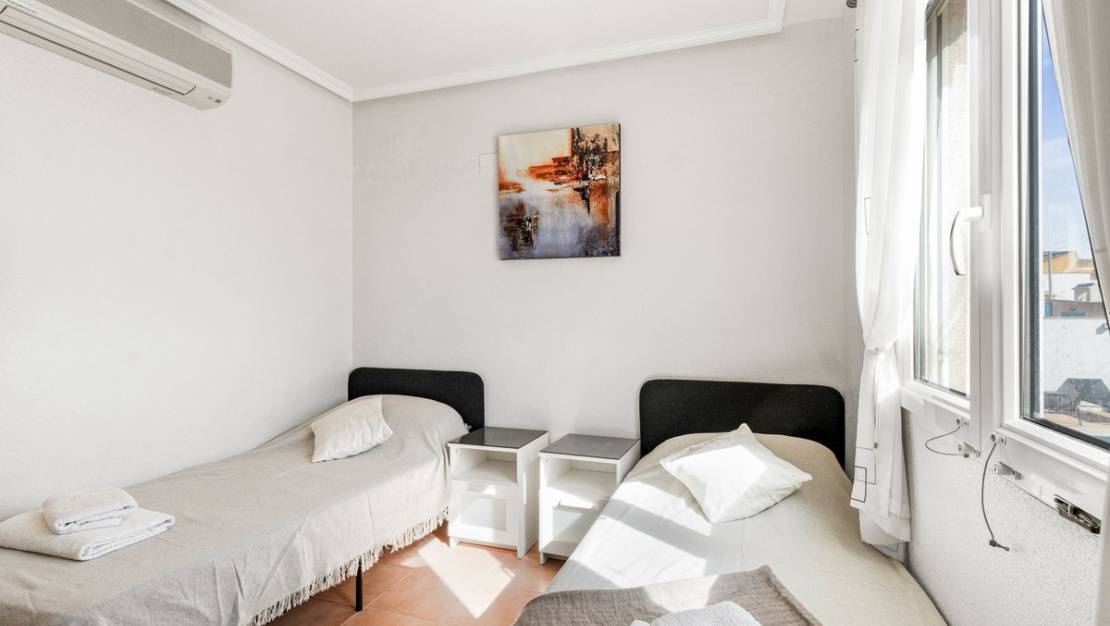 Venta - Chalet - San Miguel de Salinas - San Miguel de Salinas Centro
