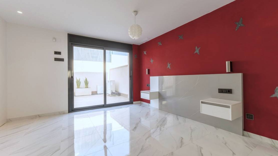 Venta - Chalet - San Miguel de Salinas - San Miguel de Salinas Centro