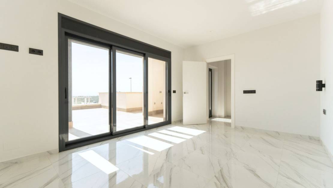 Venta - Chalet - San Miguel de Salinas - San Miguel de Salinas Centro
