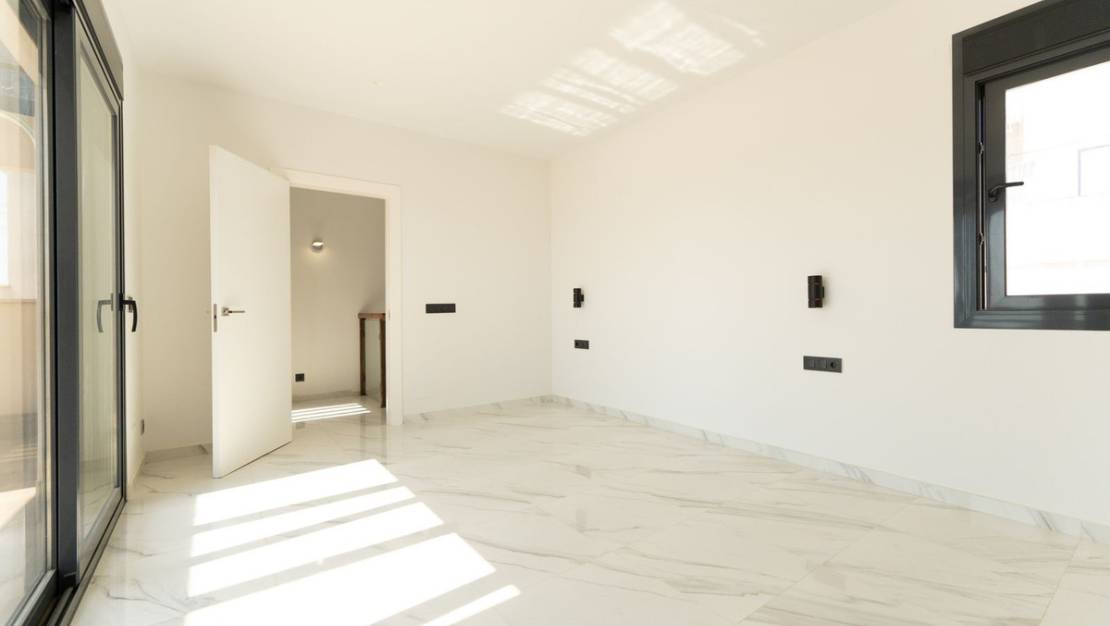 Venta - Chalet - San Miguel de Salinas - San Miguel de Salinas Centro