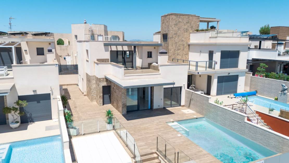 Venta - Chalet - San Miguel de Salinas - San Miguel de Salinas Centro