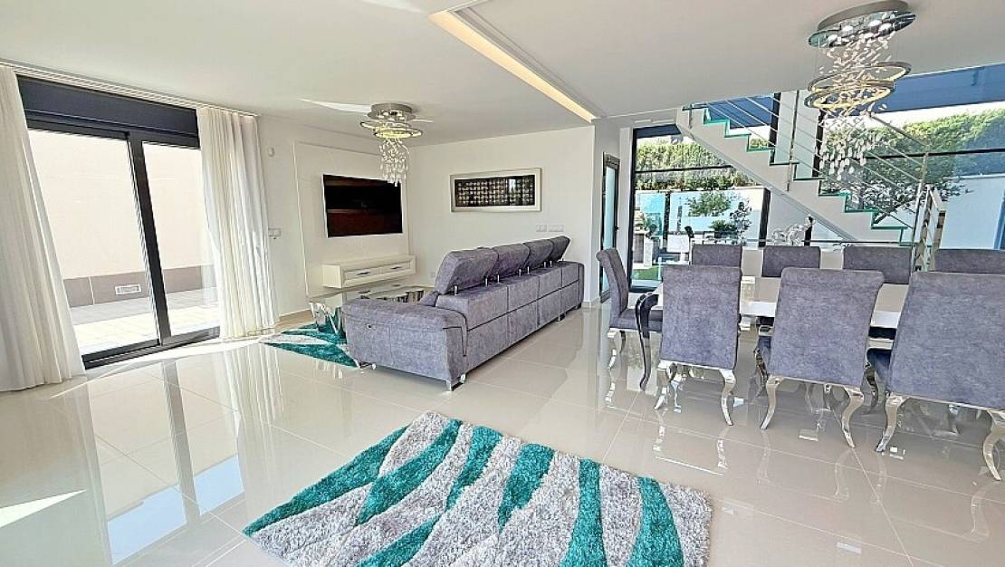 Venta - Chalet - San Miguel de Salinas - San Miguel de Salinas Centro