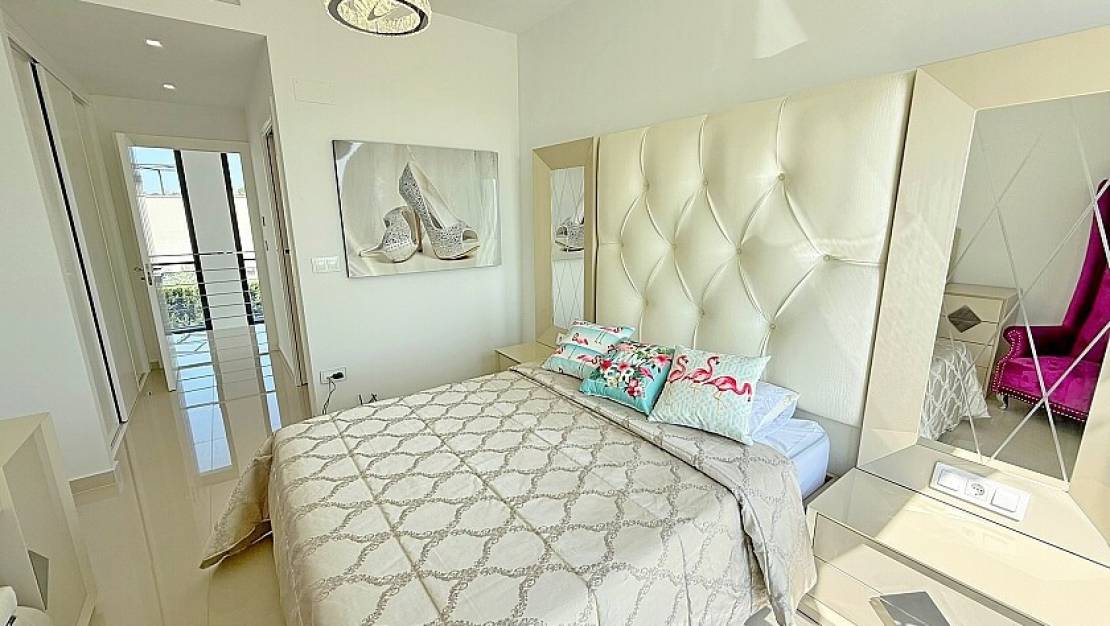 Venta - Chalet - San Miguel de Salinas - San Miguel de Salinas Centro