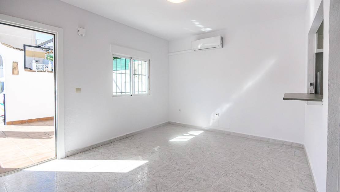 Venta - Chalet - San Miguel de Salinas - San Miguel de Salinas Centro