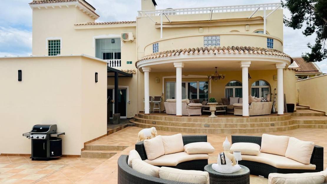 Venta - Chalet - San Miguel de Salinas - San Miguel de Salinas Centro