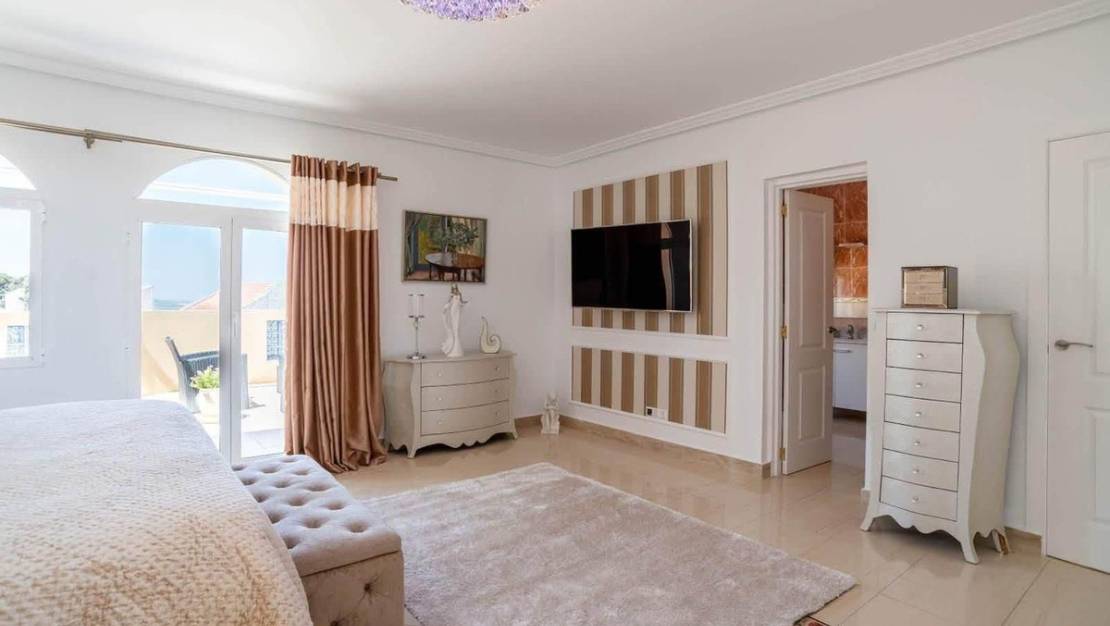 Venta - Chalet - San Miguel de Salinas - San Miguel de Salinas Centro