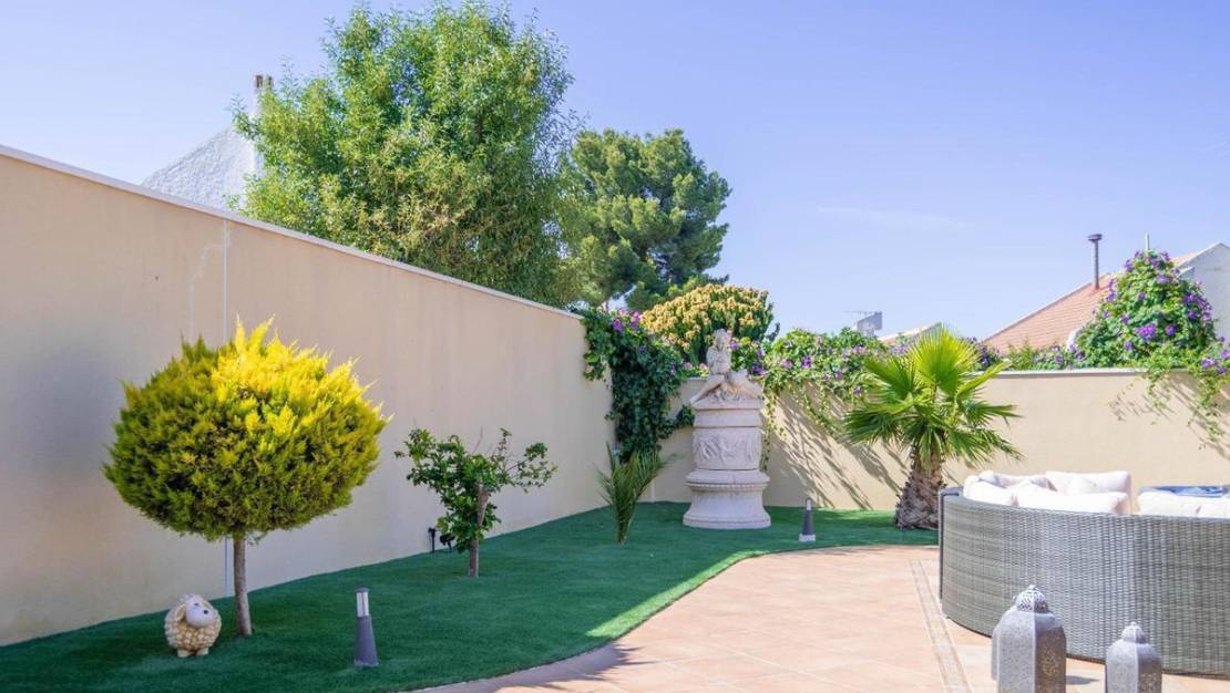 Venta - Chalet - San Miguel de Salinas - San Miguel de Salinas Centro
