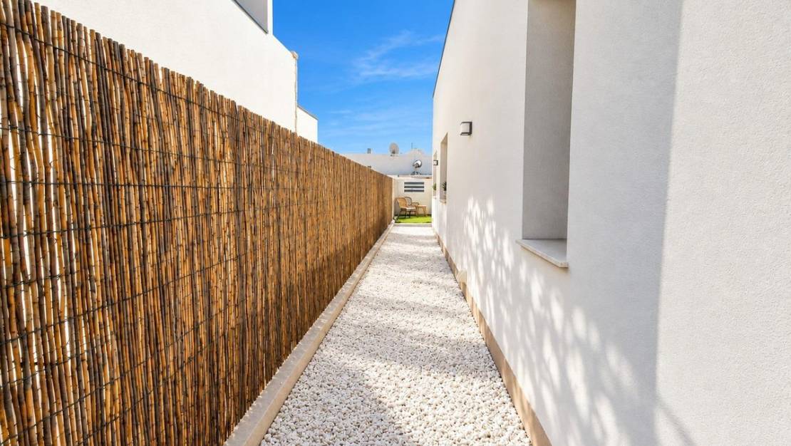 Venta - Chalet - San Miguel de Salinas - San Miguel de Salinas Centro
