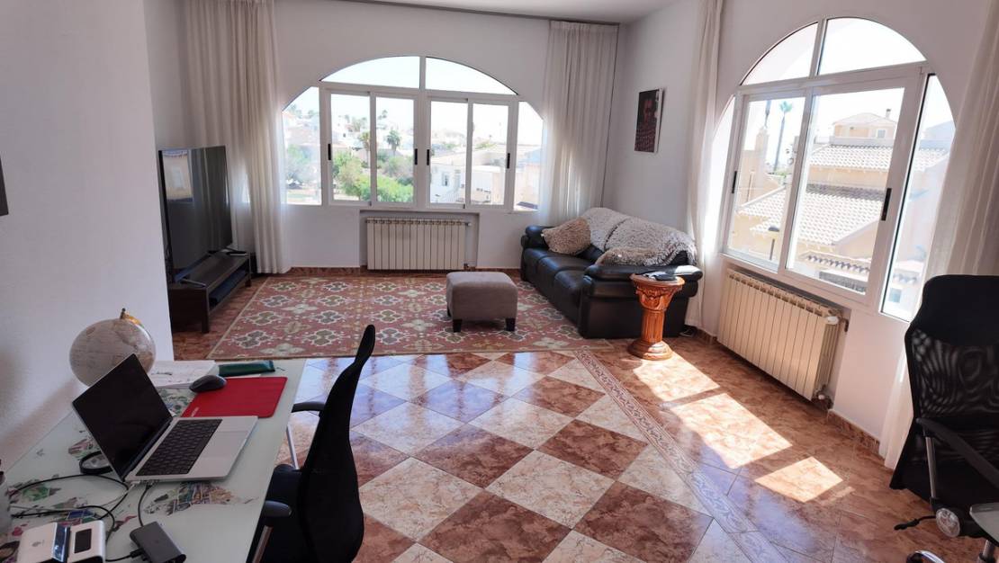 Venta - Chalet - San Miguel de Salinas - San Miguel de Salinas Centro