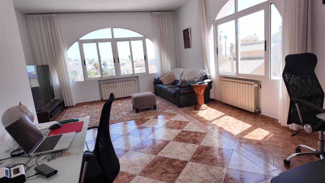 Venta - Chalet - San Miguel de Salinas - San Miguel de Salinas Centro