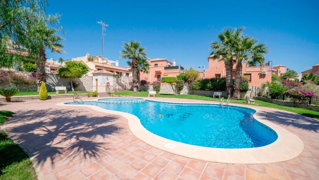 Venta - Chalet - San Miguel de Salinas - san miguel