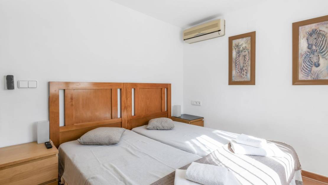 Venta - Chalet - San Miguel de Salinas - san miguel