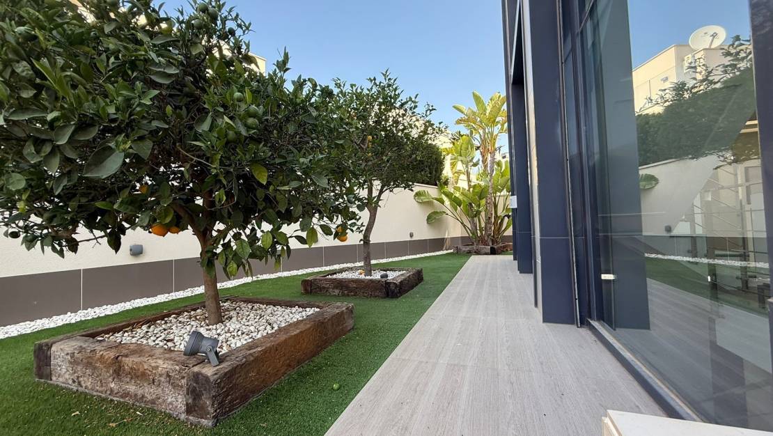 Venta - Chalet - San Miguel de Salinas