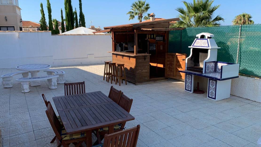 Venta - Chalet - San Miguel de Salinas