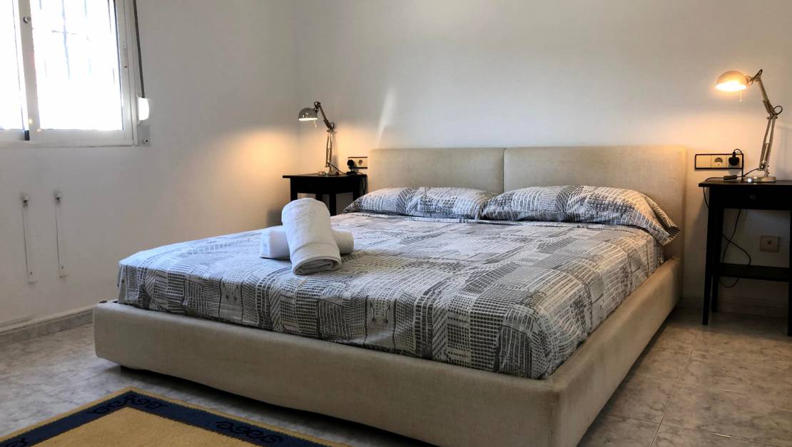 Venta - Chalet - San Miguel de Salinas