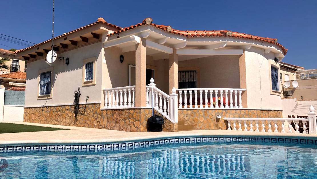 Venta - Chalet - San Miguel de Salinas