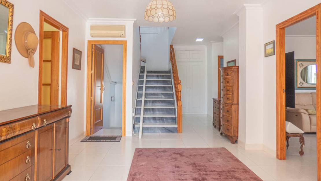 Venta - Chalet - San Miguel de Salinas