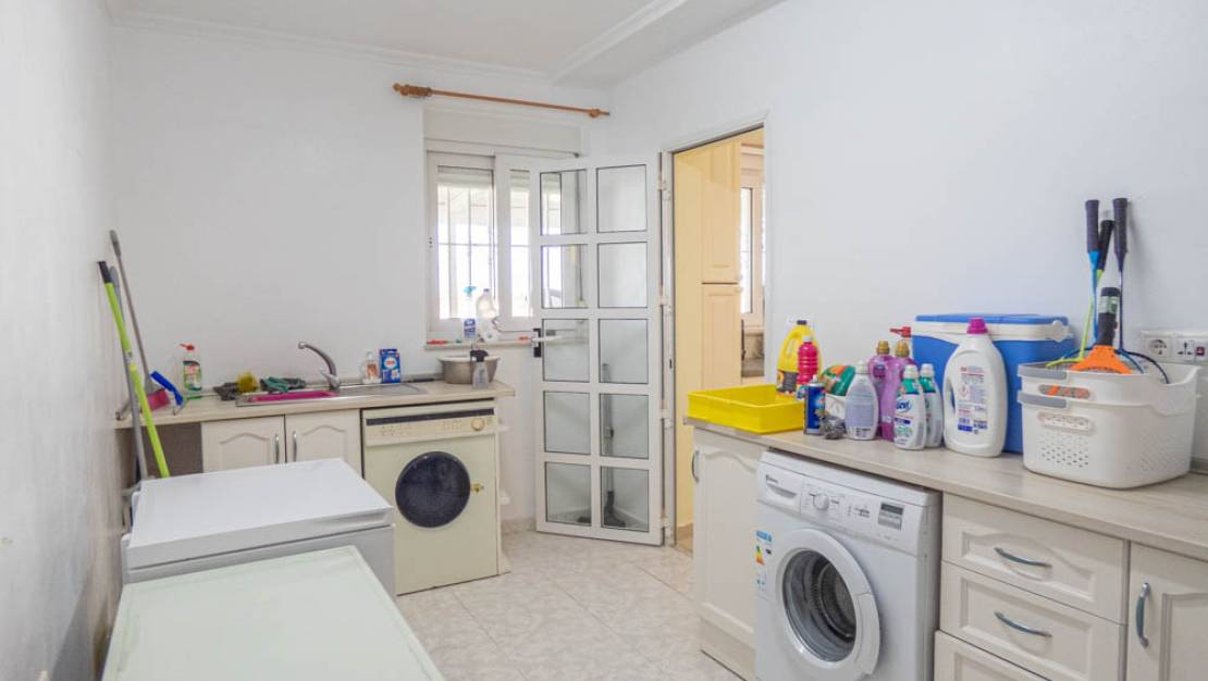 Venta - Chalet - San Miguel de Salinas