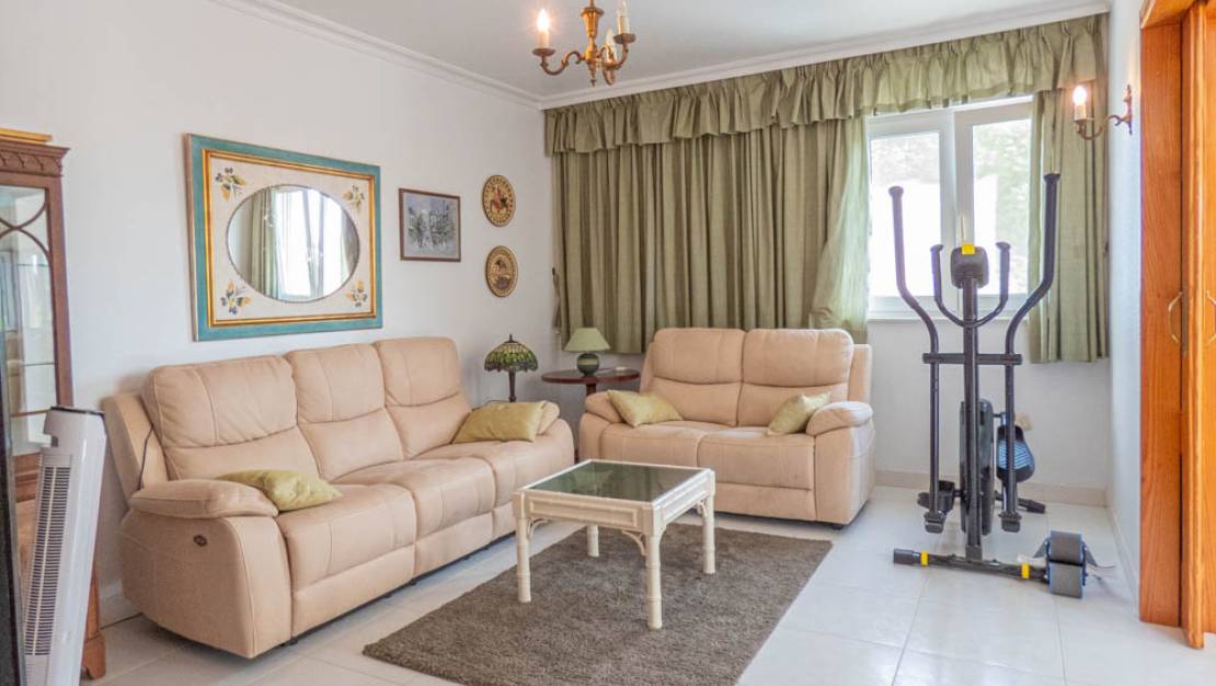 Venta - Chalet - San Miguel de Salinas