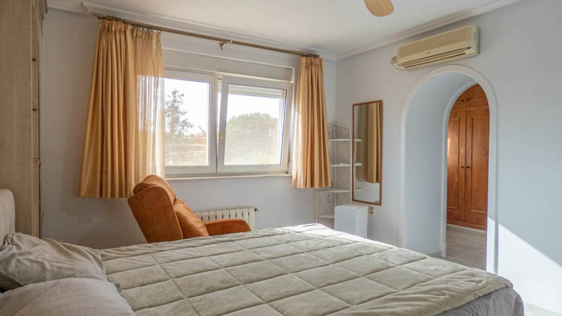 Venta - Chalet - San Miguel de Salinas