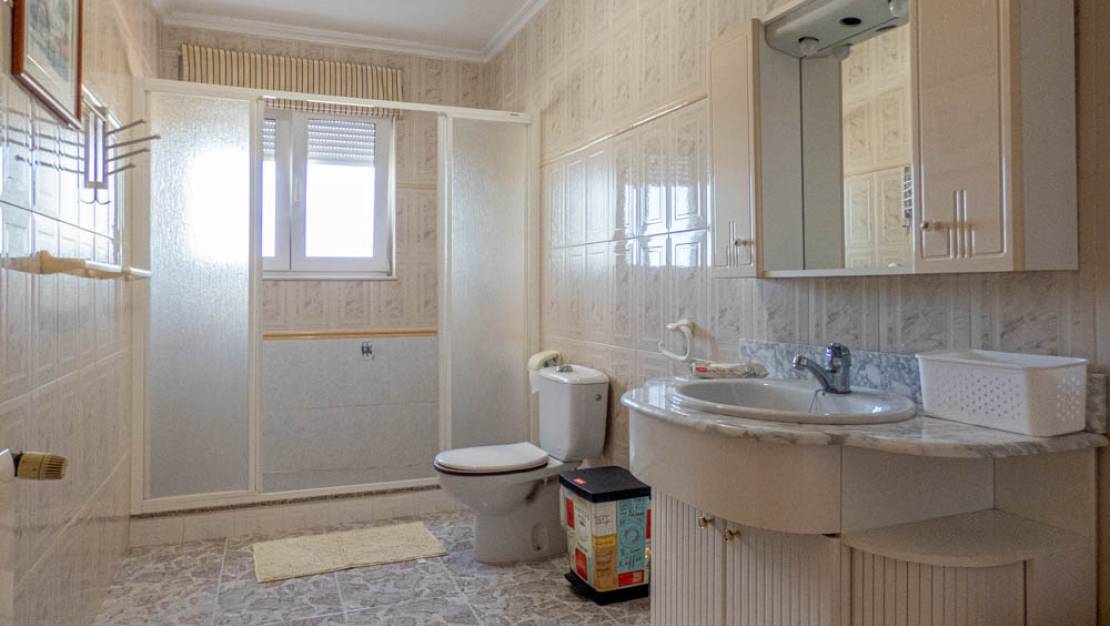 Venta - Chalet - San Miguel de Salinas