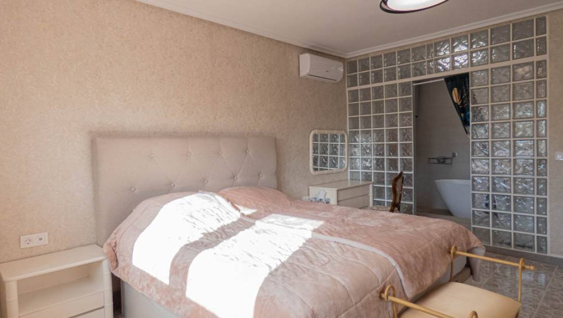 Venta - Chalet - San Miguel de Salinas