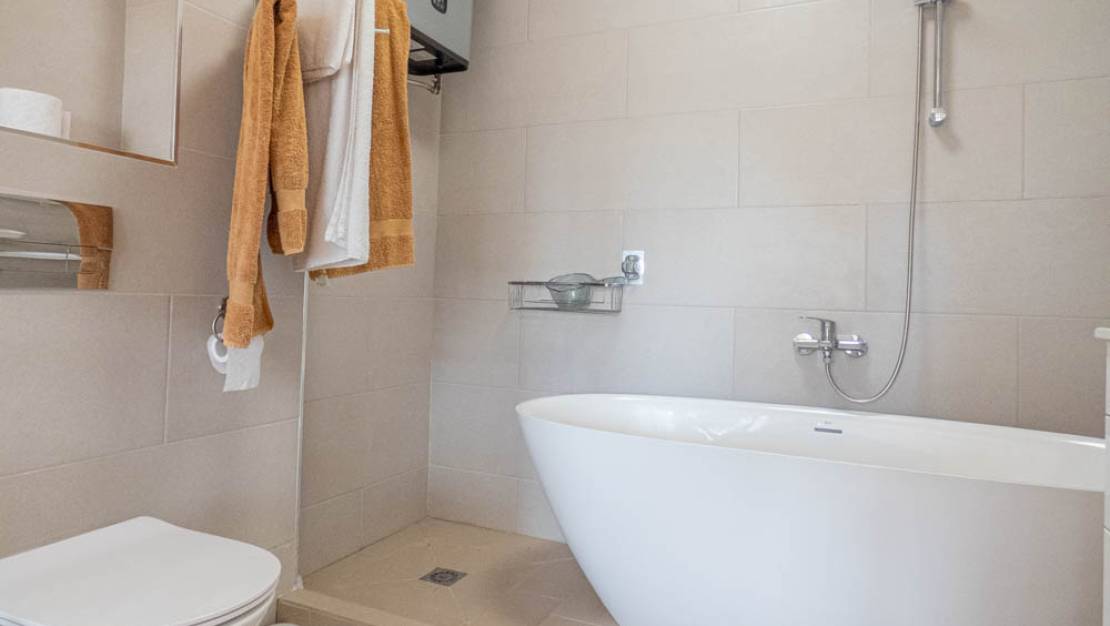 Venta - Chalet - San Miguel de Salinas