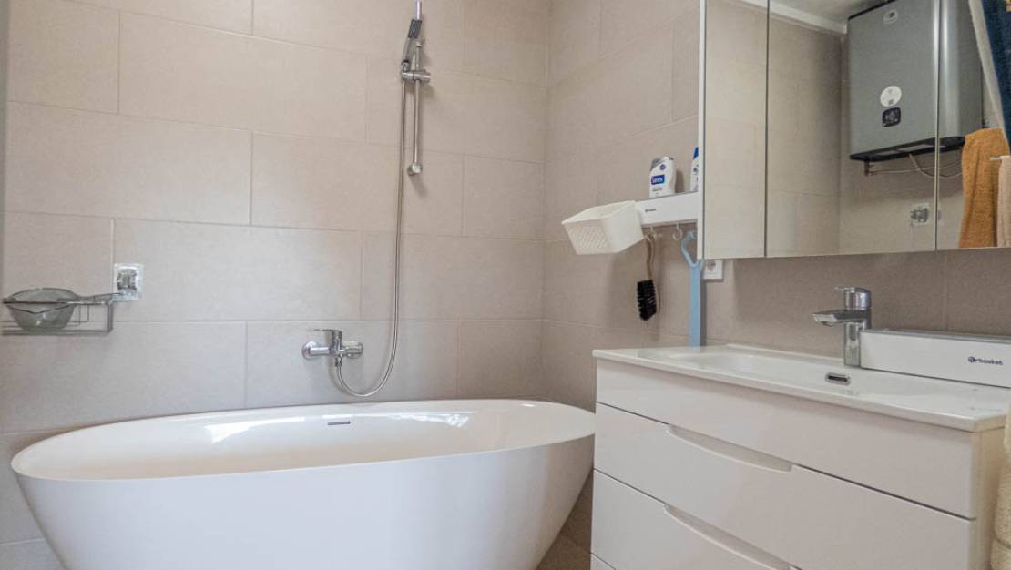 Venta - Chalet - San Miguel de Salinas