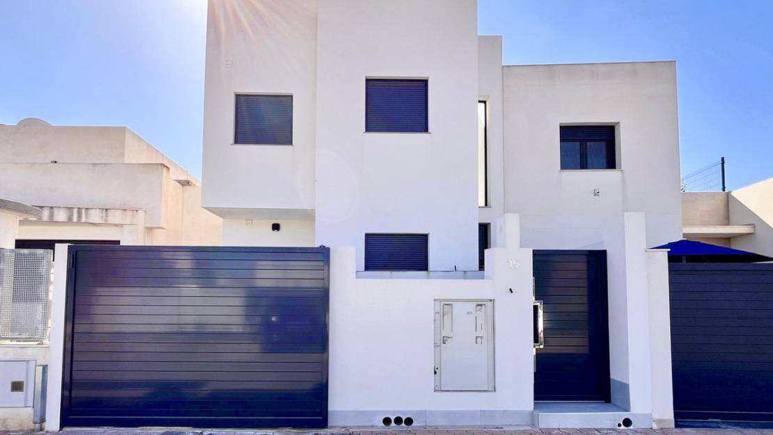 Venta - Chalet - San Pedro del Pinatar - San Pedro del Pinatar Centro