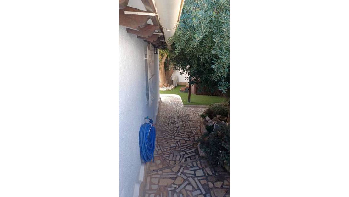 Venta - Chalet - Teulada - Teulada Centro