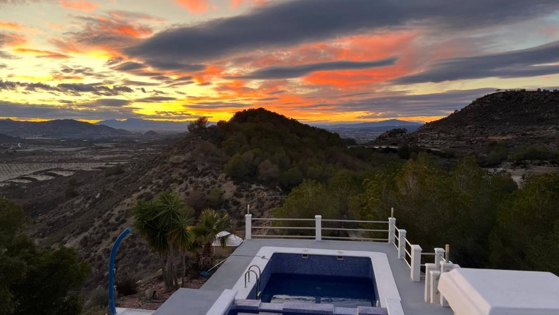 Venta - Chalet - Torremendo