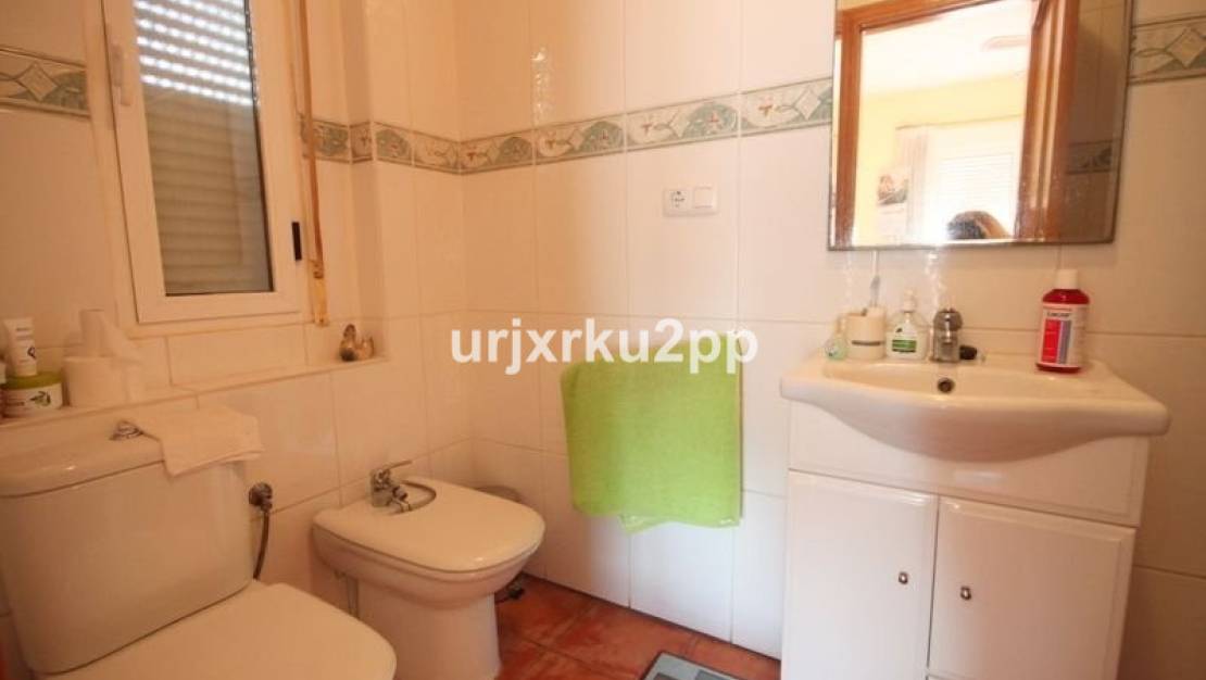 Venta - Chalet - Torrevieja - Aguas Nuevas